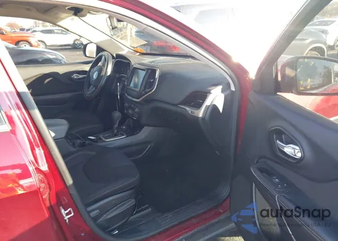 2016 Jeep Cherokee Latitude из США, поврежденный, VIN 1C4PJMCS1GW296914